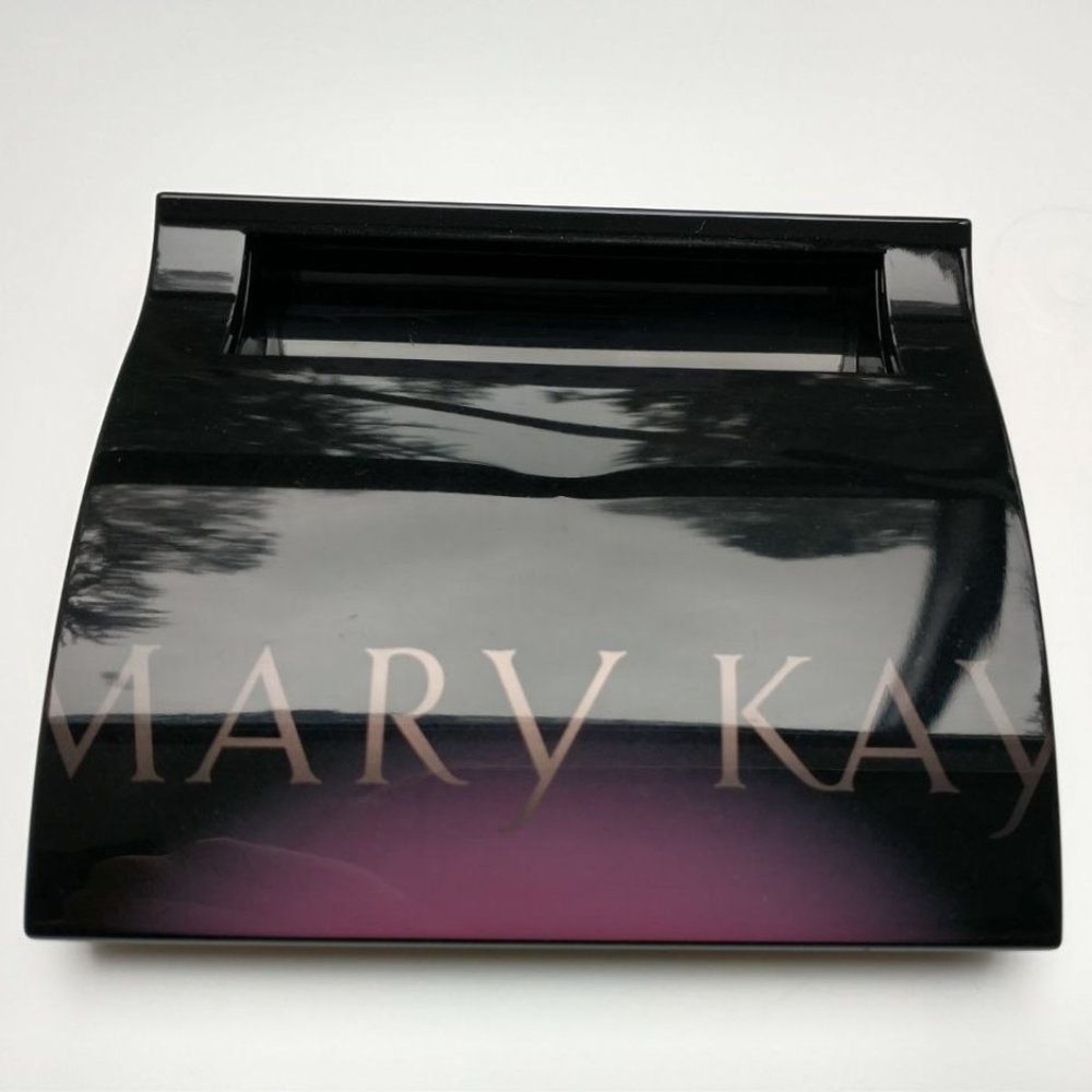 Mary Kay compact makeup case